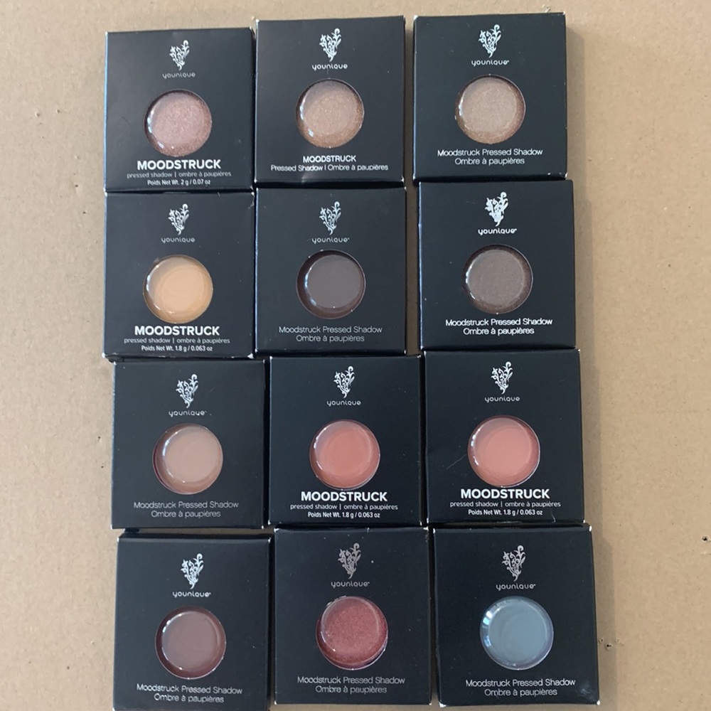 Nib Build your own eyeshadow palette